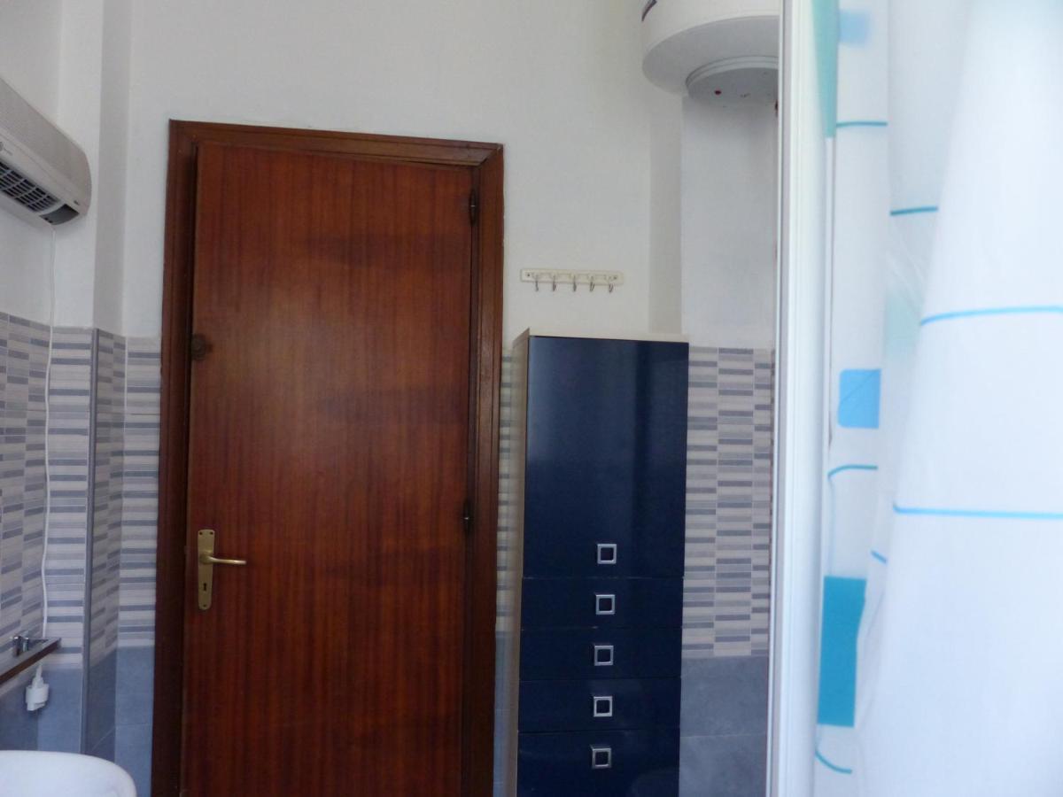 The Old Man And The Sea Apartamento Brindisi Exterior foto